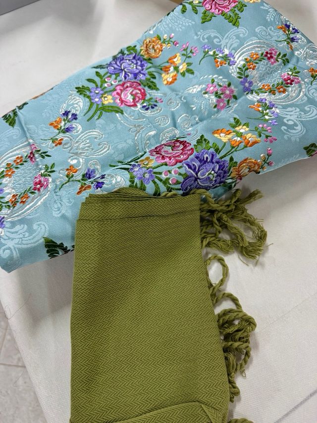 Tela traje fallero azul claro