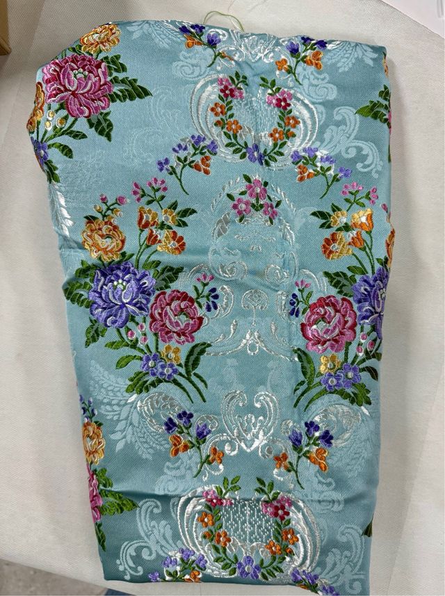 Tela traje fallero azul claro