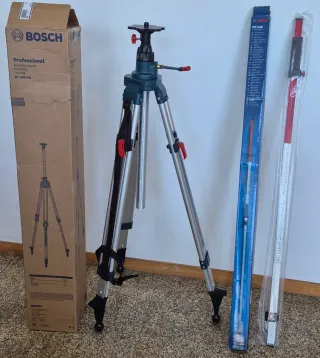 Laser Rotativo Bosch GRL 300 HVG comTripé e regua