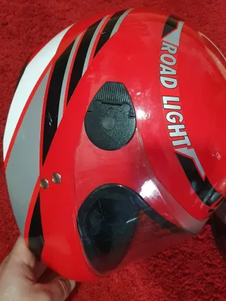 Cascos de moto NZI en buen estado