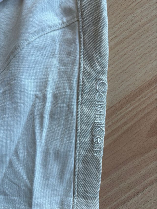 Camiseta Calvin Klein Jeans Beige Talla M