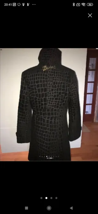 Abrigo desigual marrón