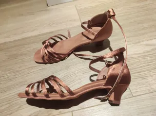 Zapatos baile tacón dorado talla 41