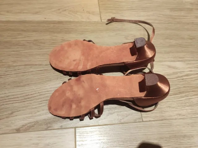 Zapatos baile tacón dorado talla 41