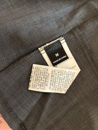 Top maniche lunghe grigio