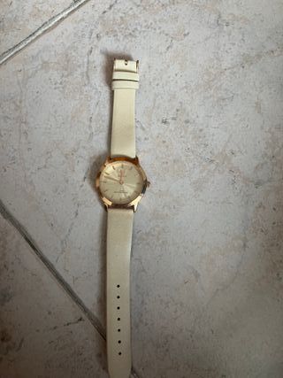 Reloj Marea Beige y Dorado
