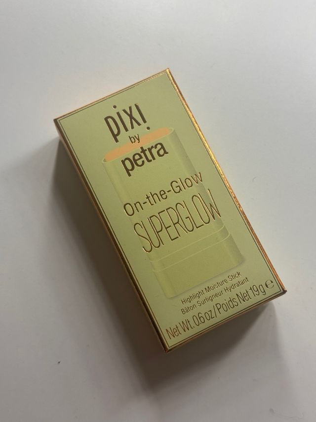 Pixi Cream highlighter on the Glow Gilded Gold