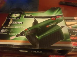 Mini taladradora Parkside PMGS 12 B2 + Accesorios