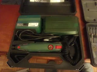 Mini taladradora Parkside PMGS 12 B2 + Accesorios