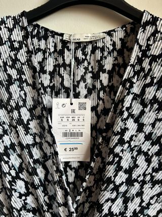 Abito a portafoglio fantasia bianco e nero