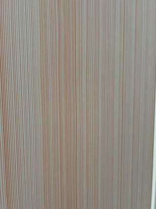 Armario y cómoda dormitorio juvenil madera