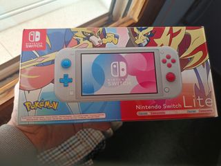 Nintendo Switch Lite Pokémon Edición Zacian
