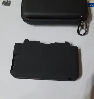 NUEVO. Funda Silicona Negra 3DS XL