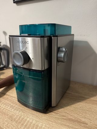 Cafetera Delonghi Dedica Arte + Accesorios