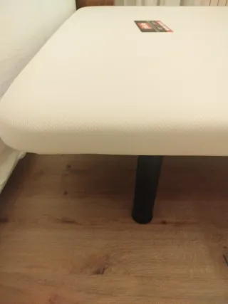 Urge venta por mudanza. Base tapizada Pikolin Dobl