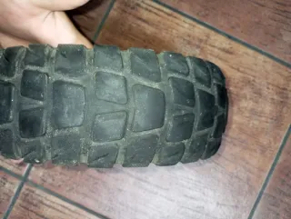 Rueda 10x2.75 patinete eléctrico