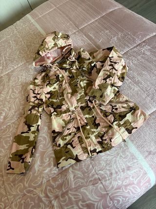 Gabardina Militar Camuflaje Rosa y Verde