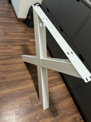 Gambe da tavolo in acciaio robuste bianche