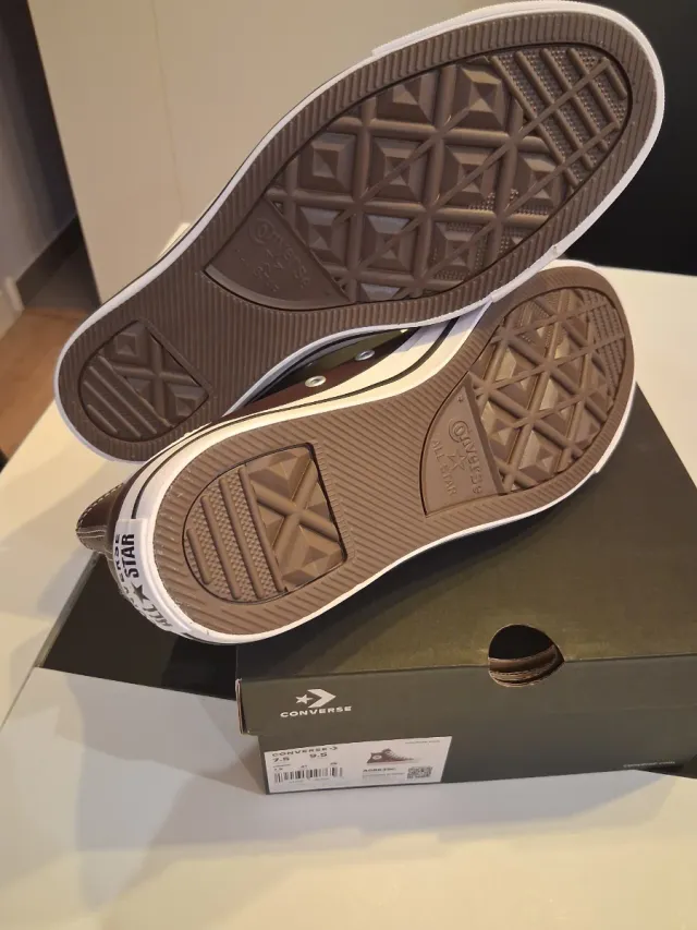 Zapatillas Converse Burdeos Talla 41 Sin Estrenar