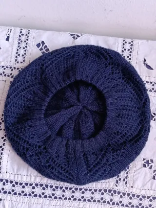Basco lavorato a maglia blu,taglia 56,M,nuovo