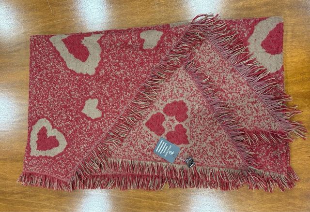 Calda sciarpa/stola con stampa a cuori double-face