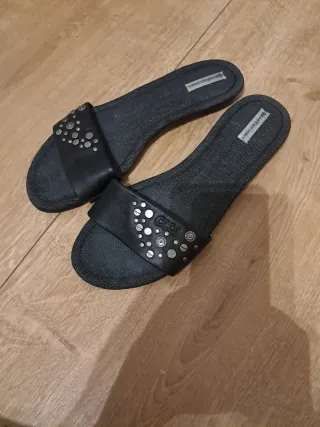 Sandalias planas Calvin Klein Jeans negras