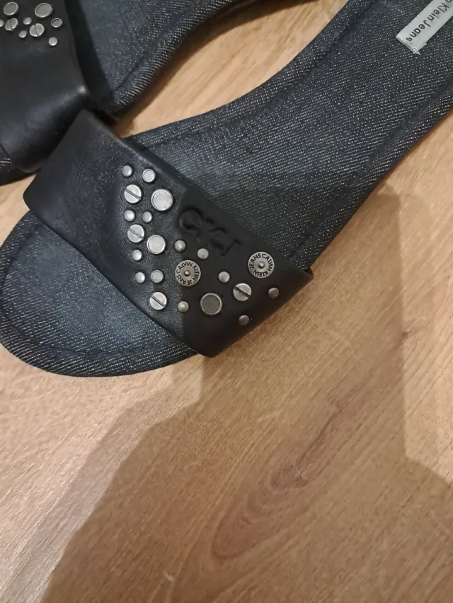 Sandalias planas Calvin Klein Jeans negras