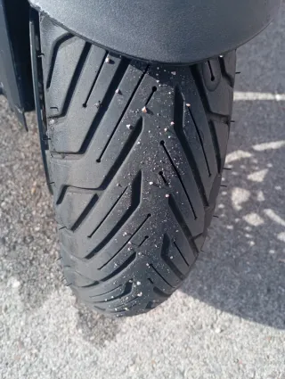 Yamaha X MAX 400 Iron Max