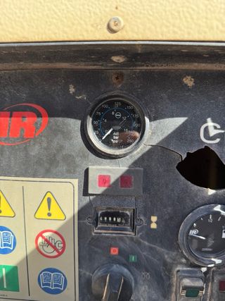 Compresor Ingersoll Rand 14/115 – Motor John Deere