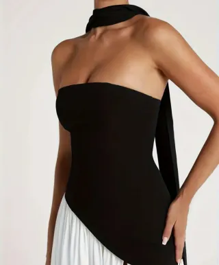 Vestido de noche sirena sin tirantes