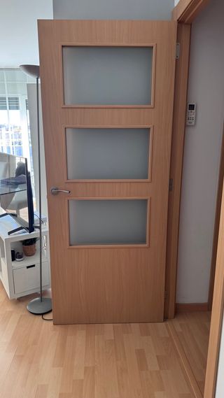 Puerta interior haya con cristal