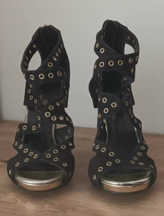 Sandalias tacón ante negro y dorado T.35.5