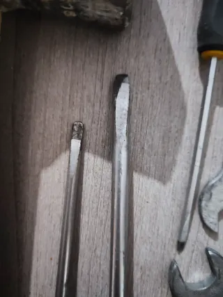 Lote 14 Herramientas: Martillo, Llaves, Destornill