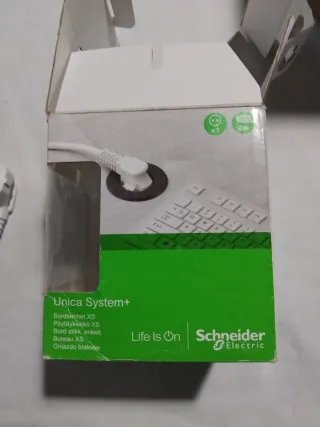 Base de escritorio Unica System+