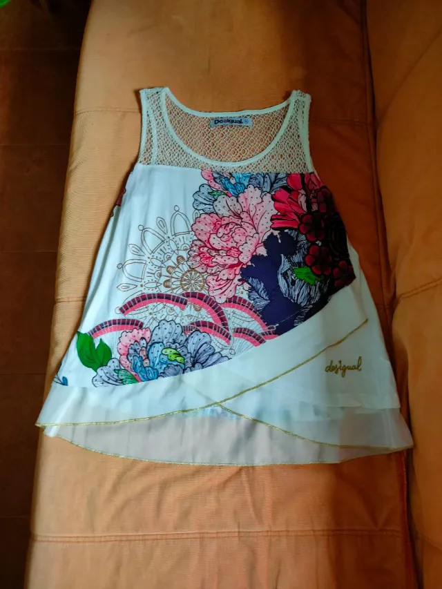 Lote Camisetas multicolor con estampado floral