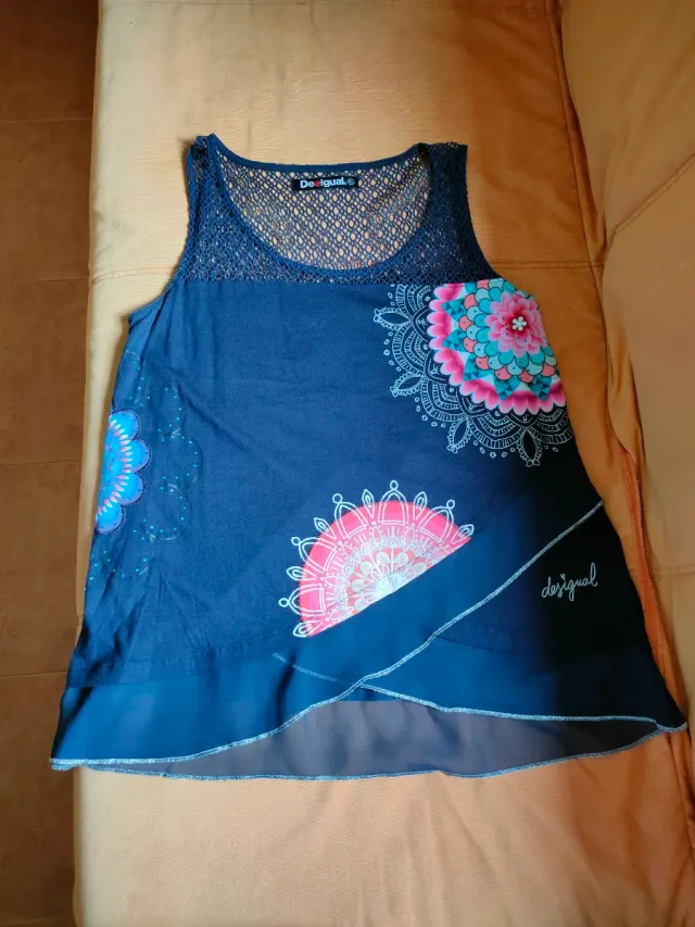 Lote Camisetas multicolor con estampado floral