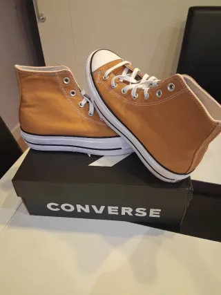 Zapatillas Converse Marrones