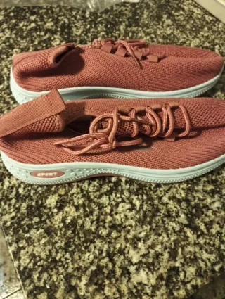 Zapatillas deportivas rosas
