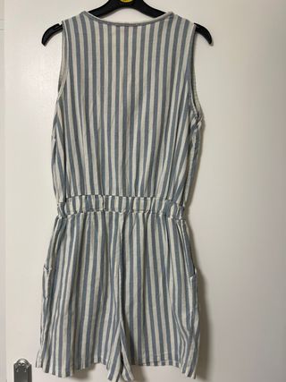 Mono corto lino rayas bolsillos