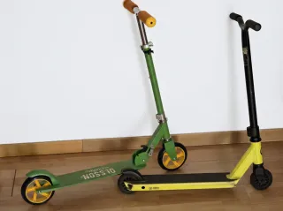 2 Patinetes infantiles