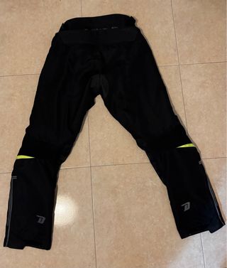 Pantalón y Chaqueta de Moto