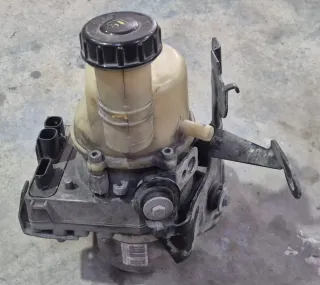 Bomba Dirección Asistida Dacia Sandero II