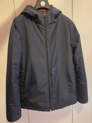 Piumino Sunstripe blu con cappuccio