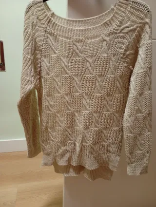 Jersey beige tejido con trenzas