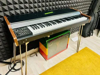 Roland MP600 Piano Eléctrico 1978