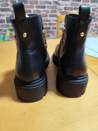 Botas Cubanas pretas de cano curto