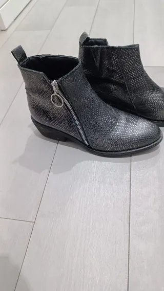 Botines negros y grises mujer