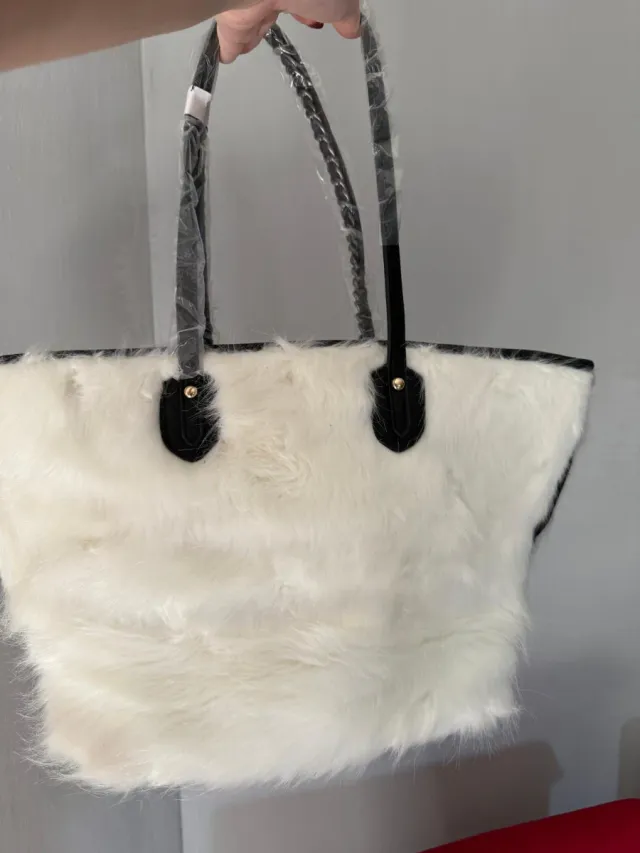 BORSA TOTE ECOPELLICCIA BIANCA