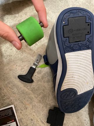 Zapatillas con ruedas Hyper Talla 35