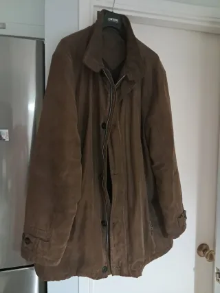 Chaquetón de invierno marrón